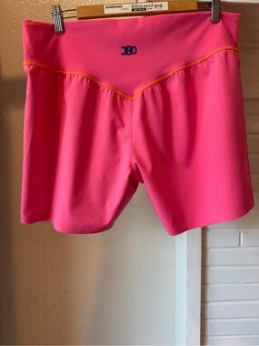 J80 Fit High-Waist Performance Shorts in Bright Pink XXL